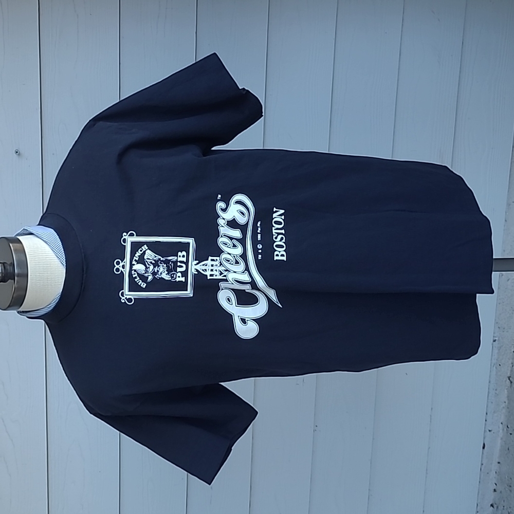 CHEERS Boston Pub Black White Cotton‎ Single Stitch XL Mens Shirt VTG 90s